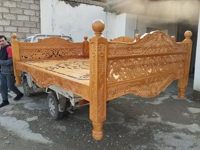Тапчан, Душанбе