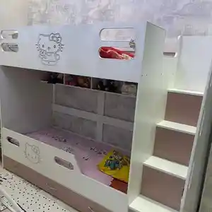Двухярусная кровать, Душанбе