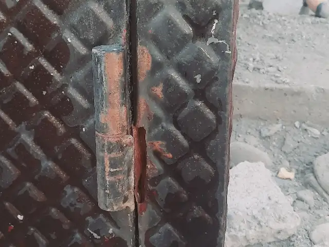 Металлическая дверь, Душанбе