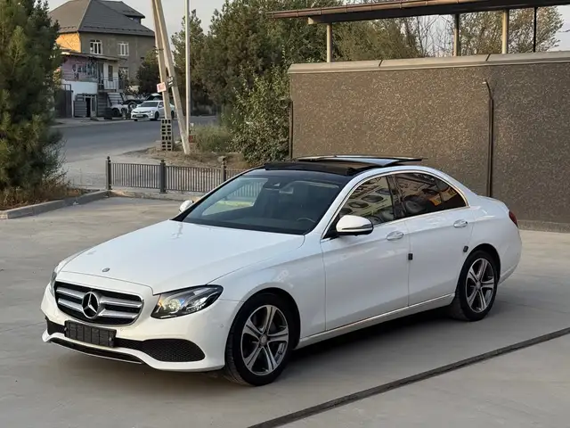 Mercedes-Benz E class
