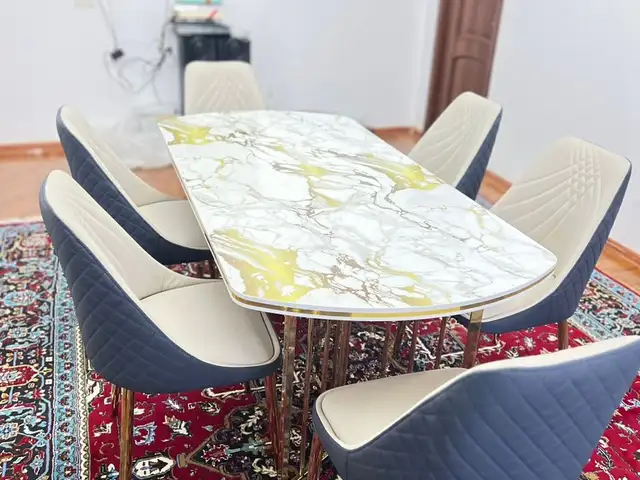 Стол и стулья, Душанбе