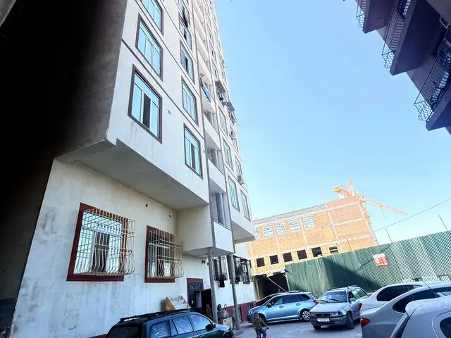 1-комн. квартира, Цокольный этаж, 48 м², Сино, Душанбе