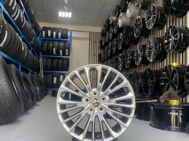 Диск R 18 Tayota avalon, Душанбе