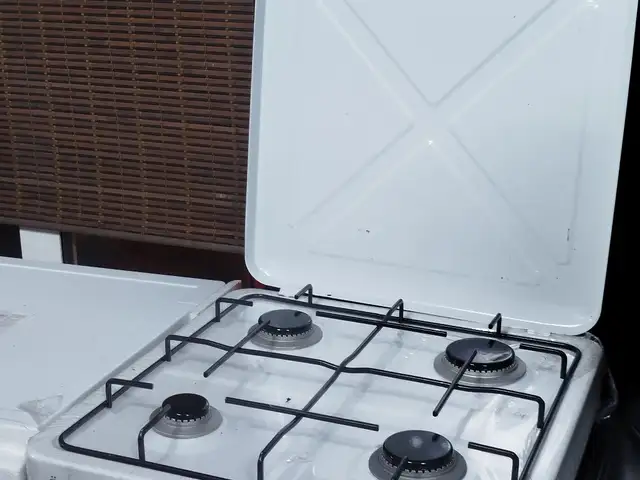 Газовая плита, Турсунзаде