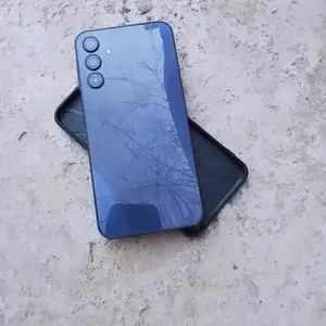 Samsung Galaxy A15, Вахдат