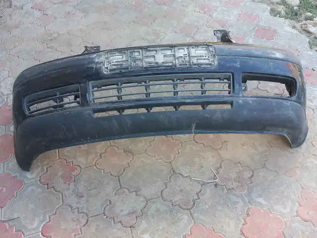 Передний бампер от Volkswagen Golf, Худжанд