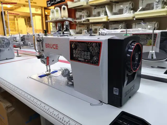 Мошинаи дарздӯзӣ Bruce R4000, Душанбе