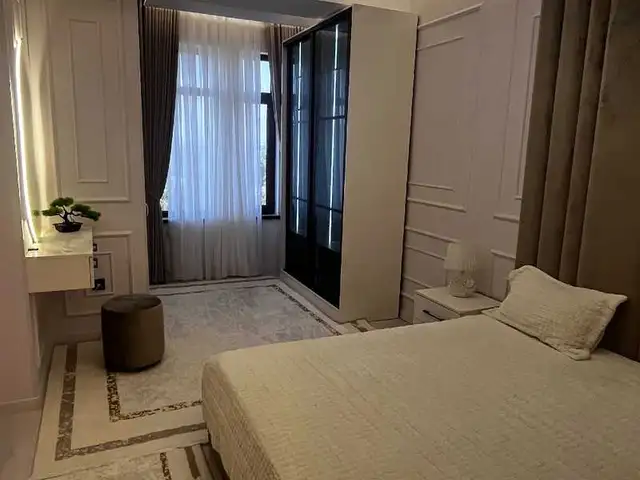 2-комн. квартира, 8 этаж, 64м², 33 мкр, Душанбе