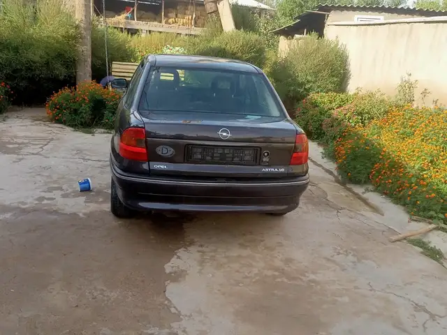 Opel Astra F