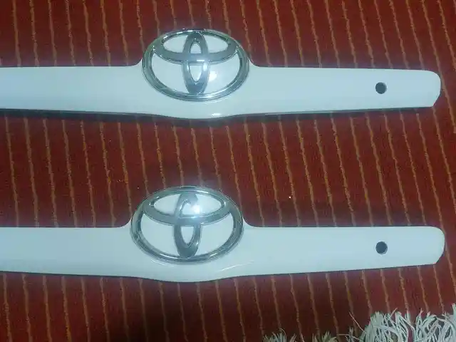 Накладка на багажник Toyota Camry, Душанбе