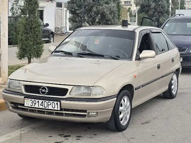 Opel Astra F