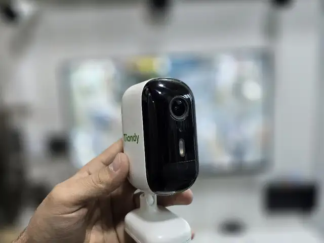 Wi-Fi камера Tiandy TC-C32CN 2МП, с аккумулятором, Душанбе