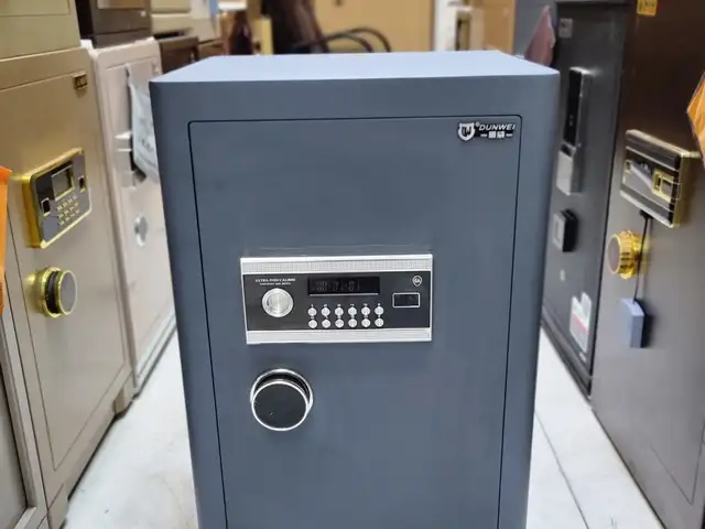 Сейф 70 smk, Душанбе