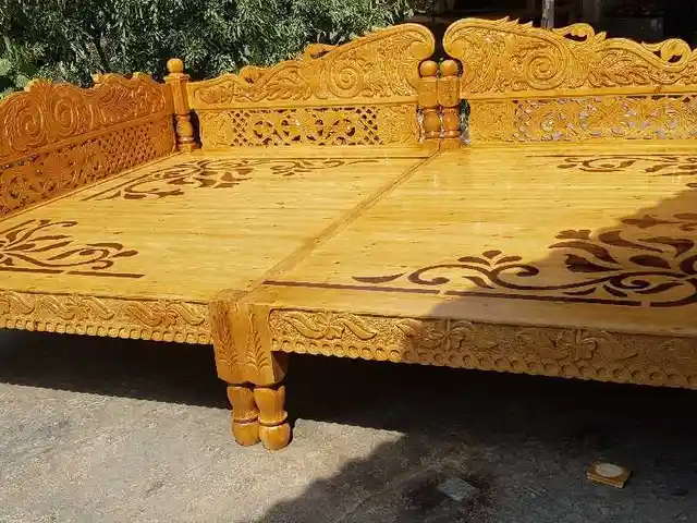 Тапчан, Душанбе