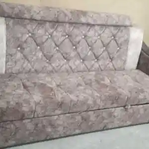 Диван, Душанбе