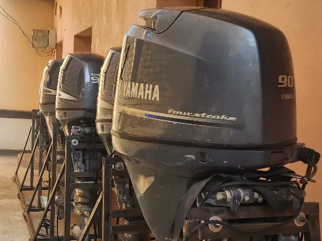 Лодочный мотор Yamaha F90, Худжанд