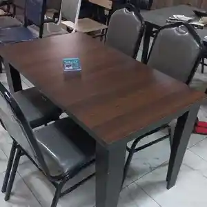 Стол и стулья, Душанбе