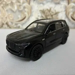 Железная машинка BMW X7, Худжанд