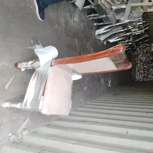 Стул Версачи, Душанбе