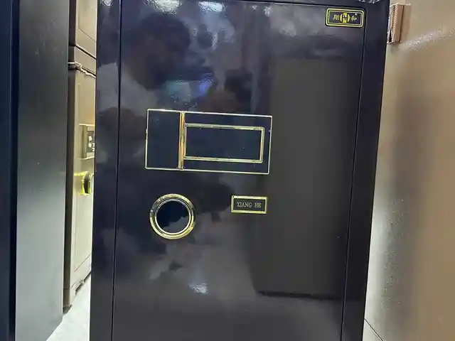 Сейф 80El, Душанбе