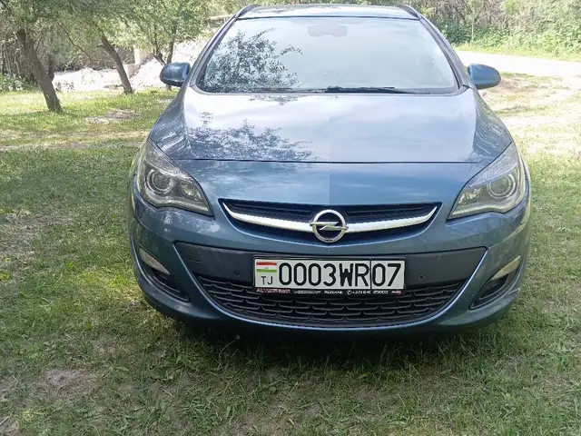 Opel Astra J