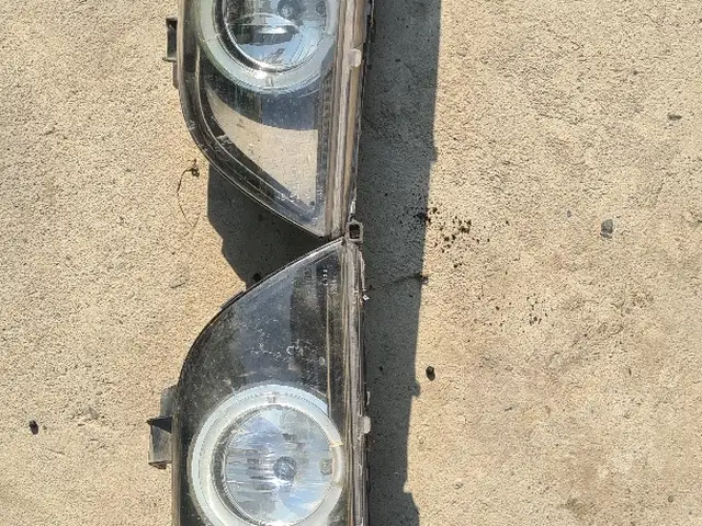Фары от BMW, Худжанд