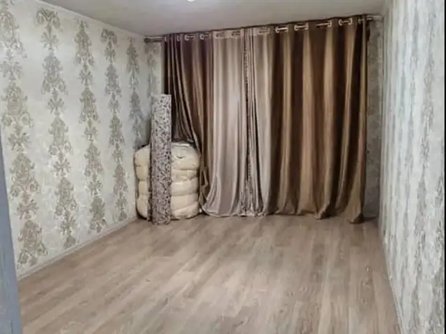3-комн. квартира, 1 этаж, 58м², 65 мкр Зебошка, Душанбе