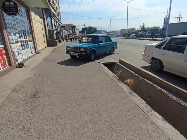 Lada (ВАЗ) 2107