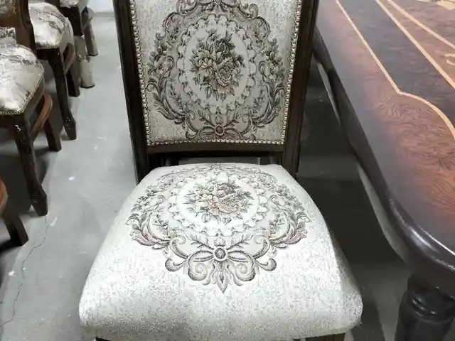 Стул для гостиной, Душанбе