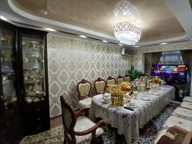 Стол стул, Худжанд