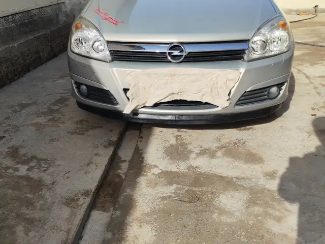 Opel Astra H