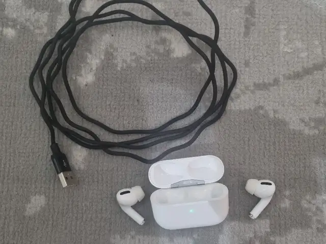 Беспроводные наушники Airpods 3, Худжанд