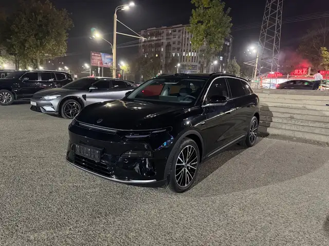 Leapmotor C11