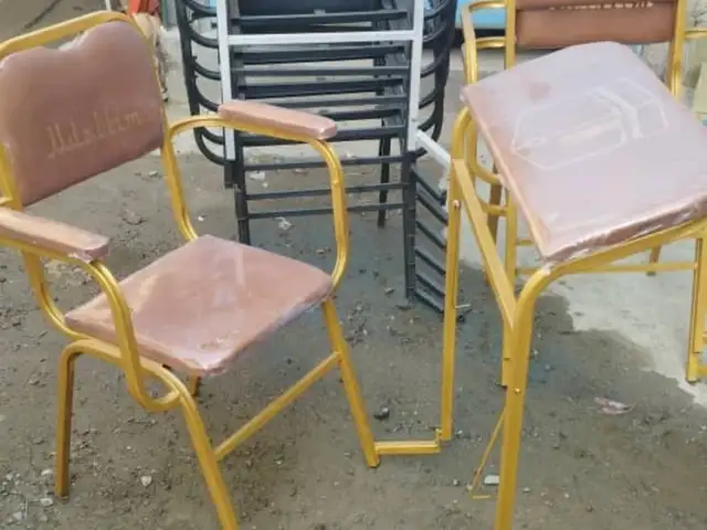 Стулья для молитвы, Рашт