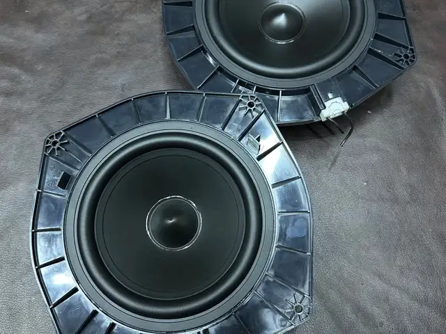 Динамик от Range Rover, Душанбе