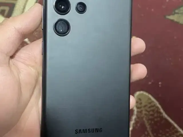 Samsung Galaxy S22 Ultra, Худжанд