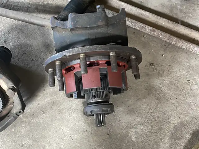 Кулак для экскаватора R140w, Душанбе