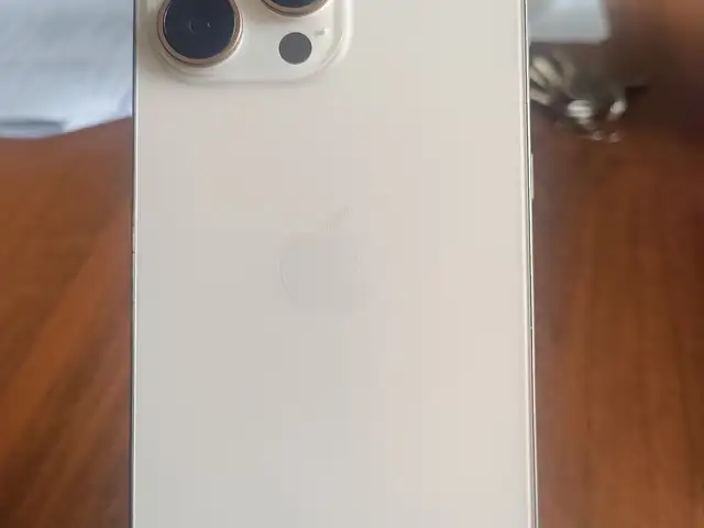 Apple iPhone 16 Pro Max, 256 gb, Desert Titanium, Худжанд