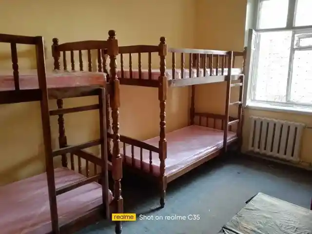Двухъярусная кровать, Душанбе