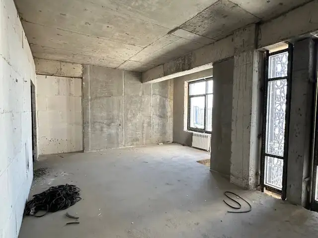 3-комн. квартира, 6 этаж, 120 м², Сомони, Душанбе