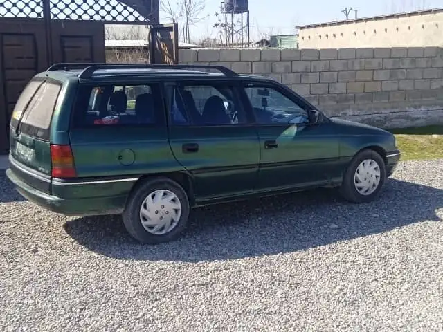 Opel Astra F