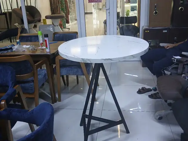 Стол, Душанбе
