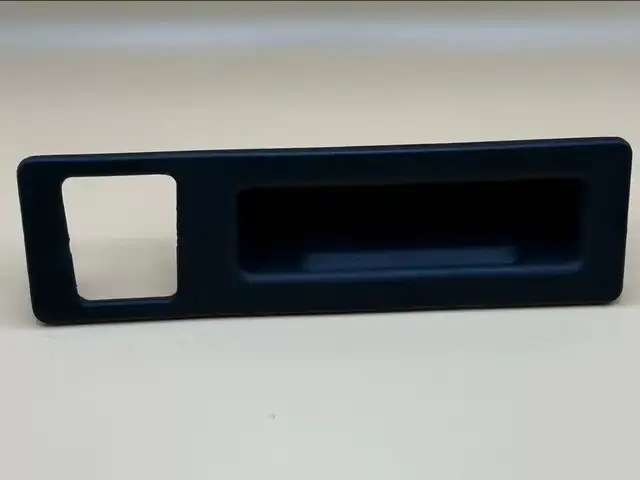 Кнопка открывание багажника BMW F30 F10 F15 F16 F01 F02, Хуҷанд