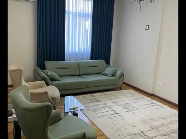 2-комн. квартира, 8 этаж, 65м², сомони , Душанбе