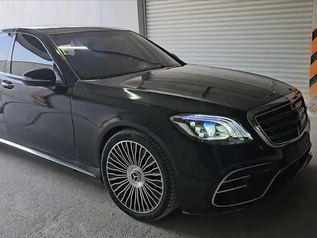 Mercedes-Benz S class