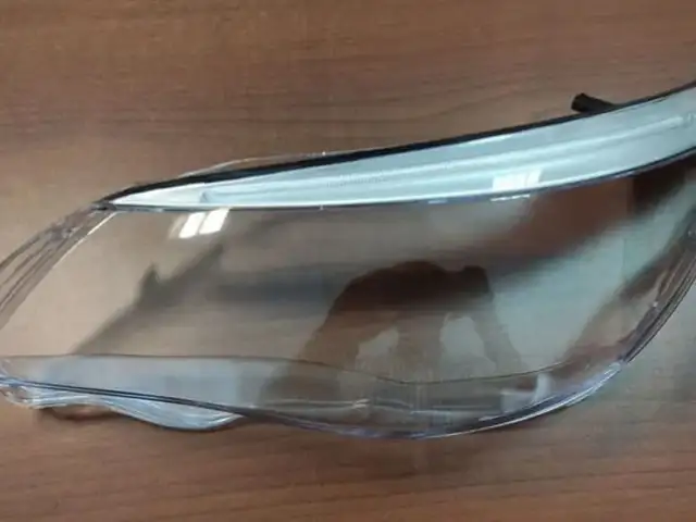 Стекла фары BMW E60, Душанбе