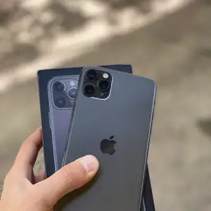 Apple iPhone 11 Pro Max, 64 gb, Midnight Green, Душанбе