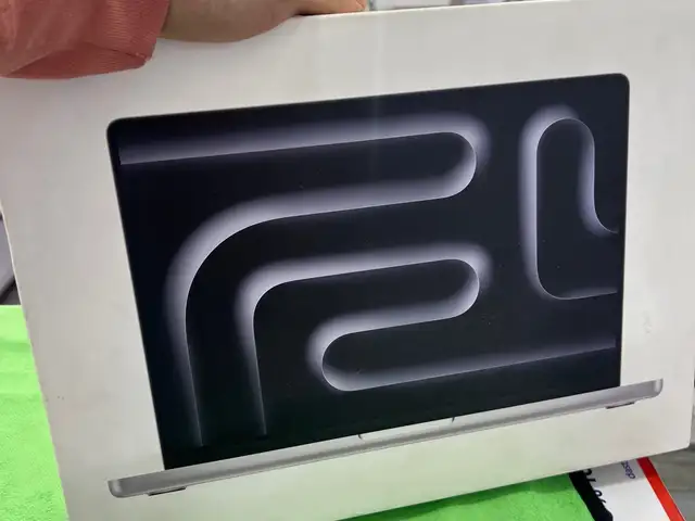 Ноутбук apple macbook pro m5 pro, Душанбе