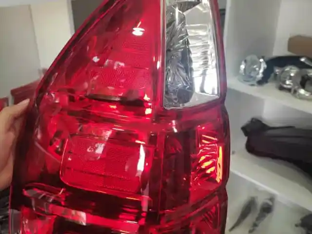 Задние стоп фары на Lexus GX470, Душанбе