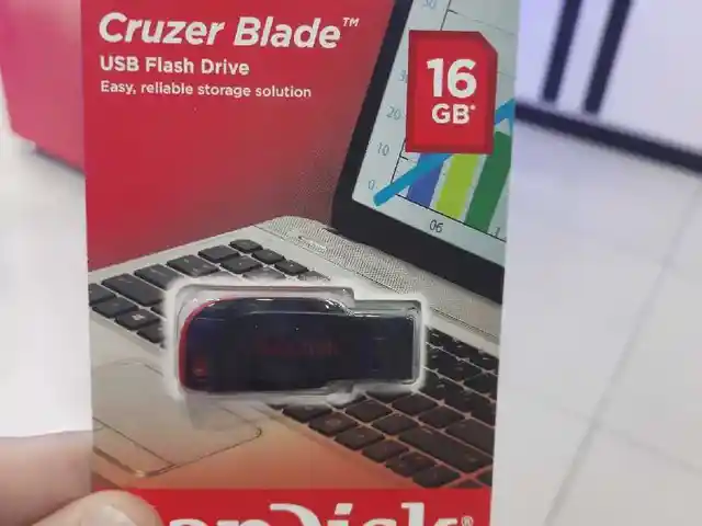 Флешка SanDisk 16Gb, Худжанд